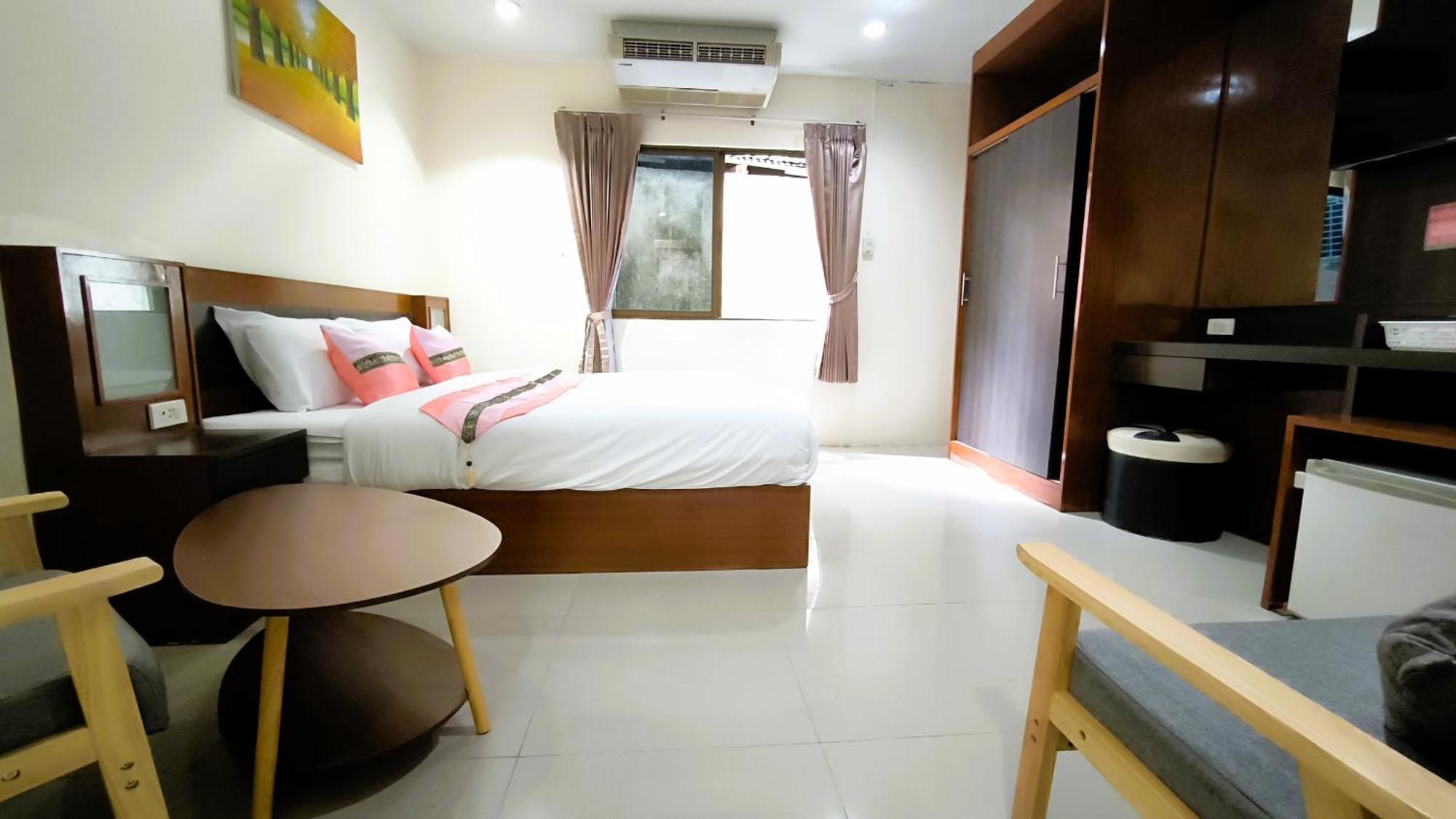 Lucky Buako Hotel パトン エクステリア 写真